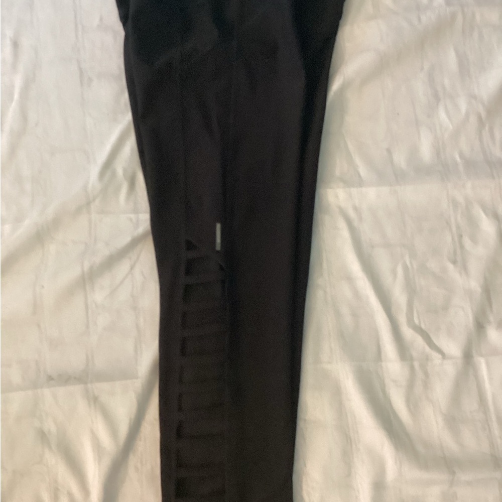 Black Capris Leggings ( Size: Large)